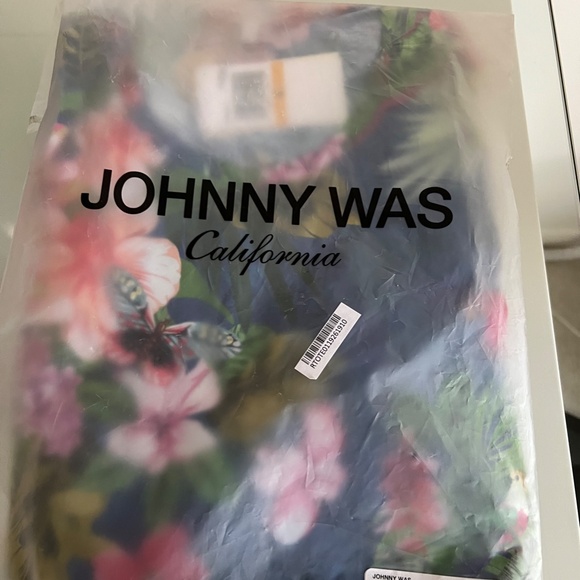 JOHNNY WAS Amorina The Bobbie Crop Set - Picture 9 of 11